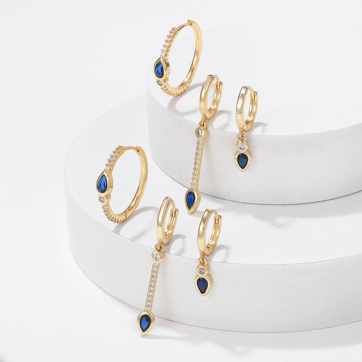 Stylish Blue Zircon Heart-shaped Earrings Exude A Touch Of Understated Luxury