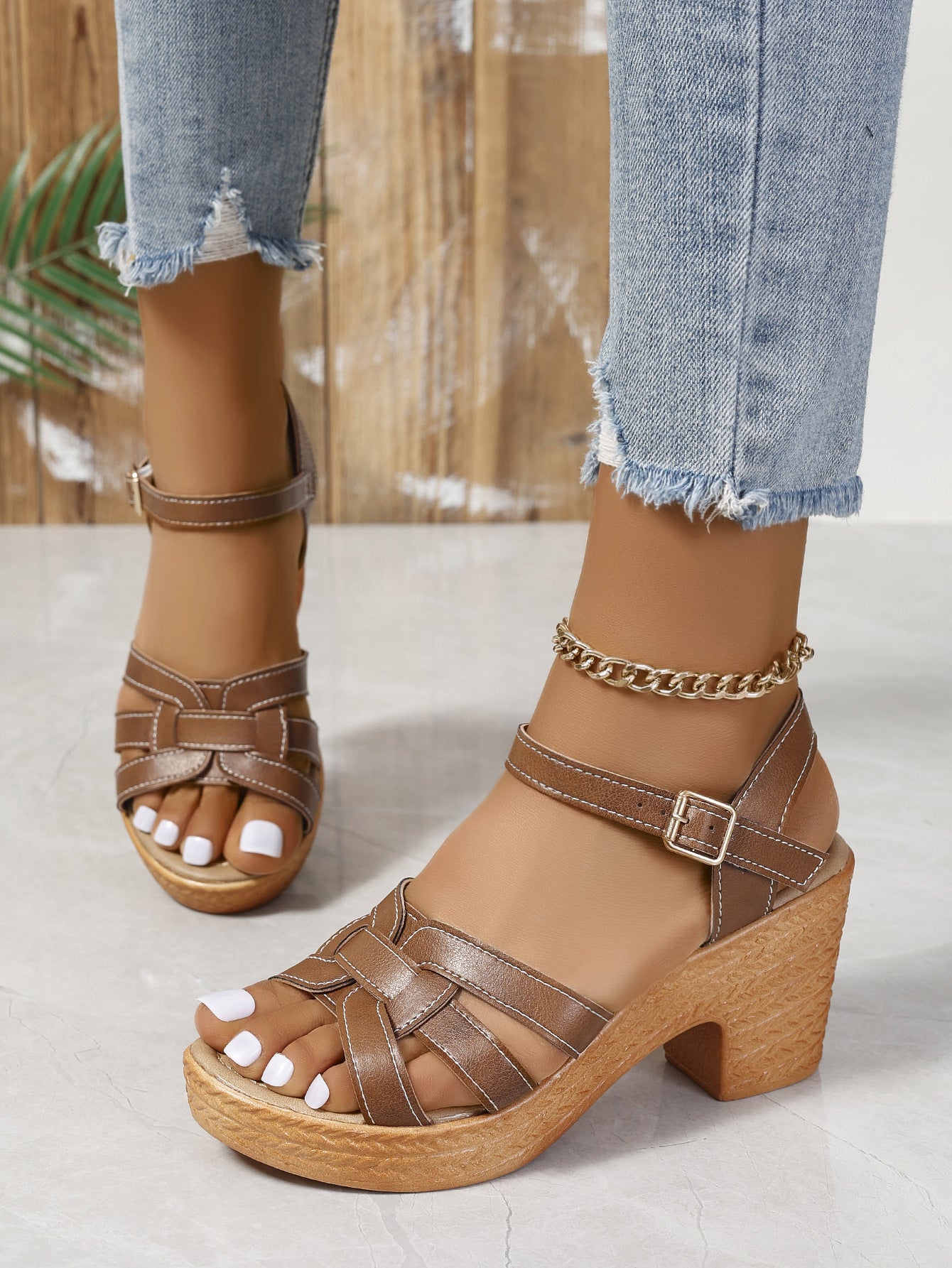 Plus Size Roman Women's Peep Toe Chunky Heel Buckle High Heel Sandals