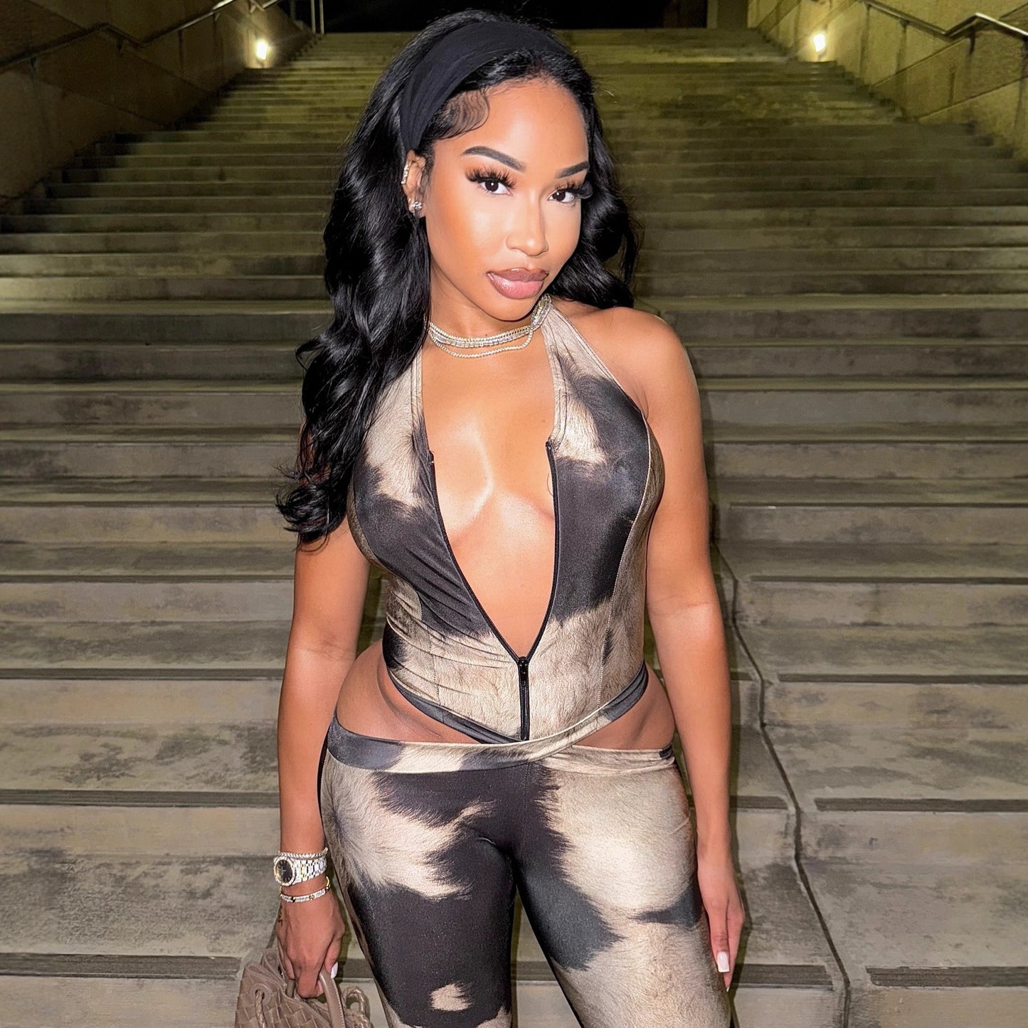 Women's Fashionable Sexy V-Neck Halter Neck Sleeveless Hollow-Out Jumpsuit