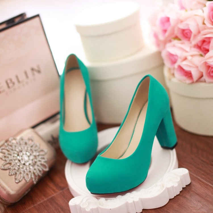 Pure color simple and comfortable thick heel high heels