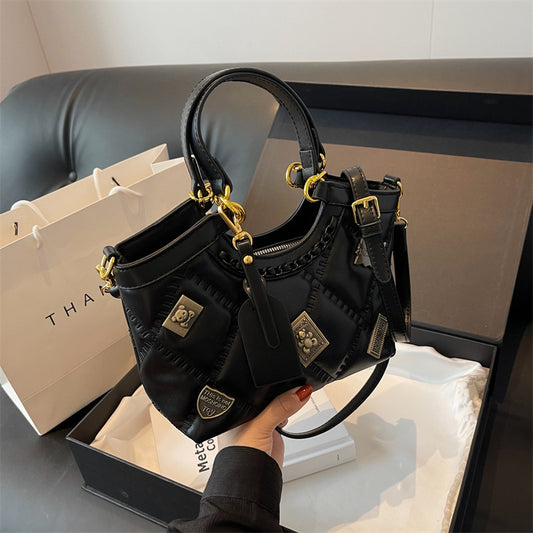 Rarely Seen Diamond-pattern Badge Shoulder Crossbody Bag
