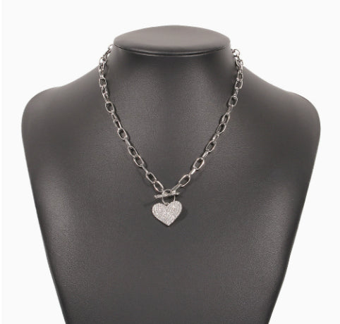 Women's Round Heart Shape With Diamond Necklace