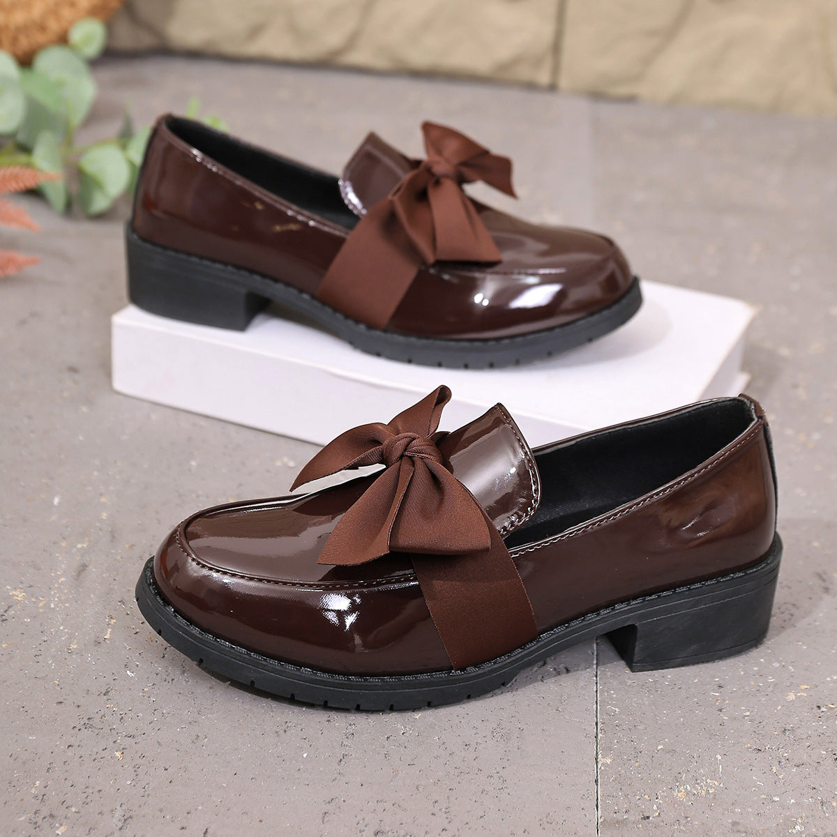 Plus-size Bow-knot Slip-on Loafers For Women
