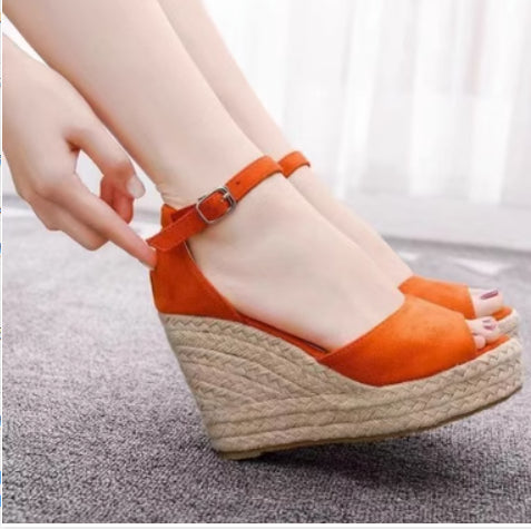 Women Sandals Straw Wedged Fish Mouth Waterproof Table One Word Buckle