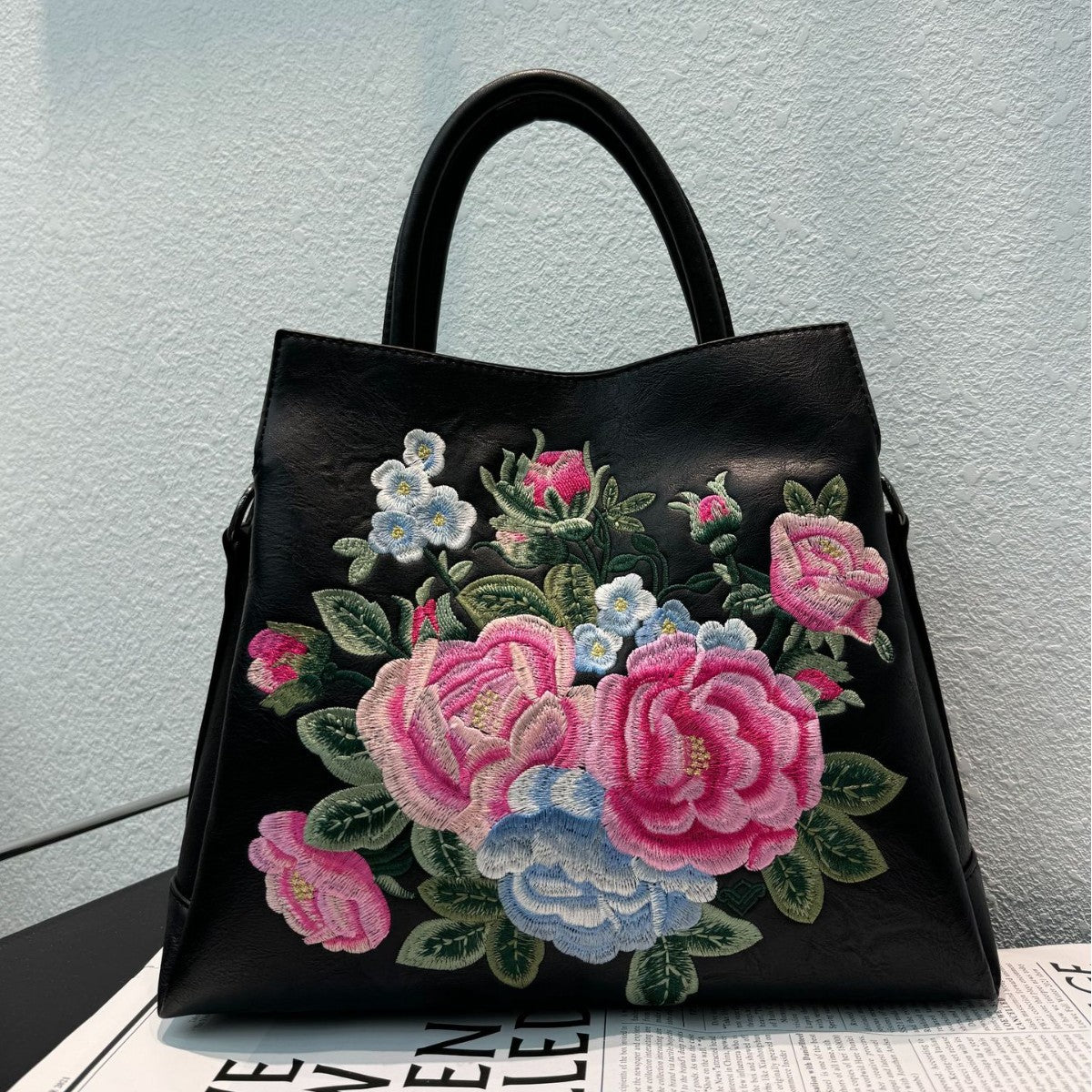Tote Bag With Embroidered Peony Flowers Ethnic-style Textured Design