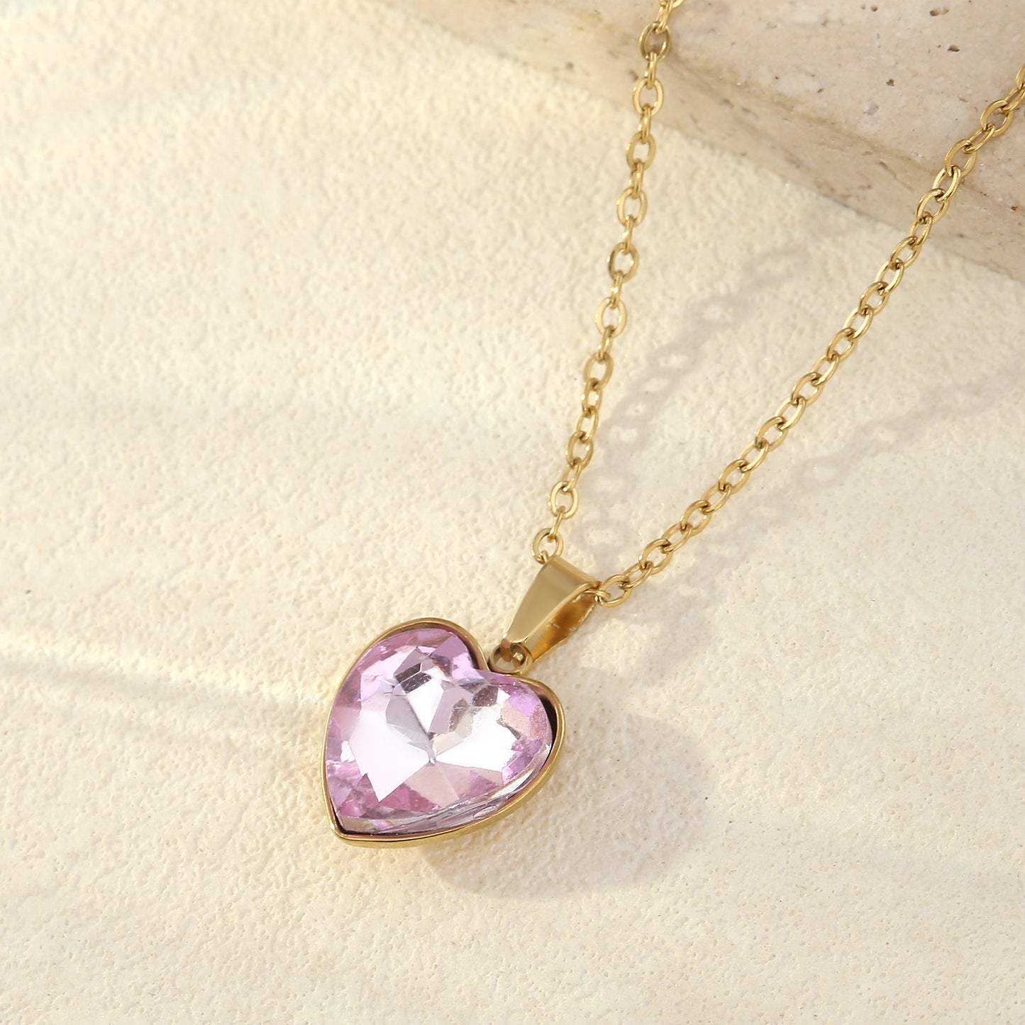Elegant And Minimalist Womens Heart-shaped Necklace Trendy Design
