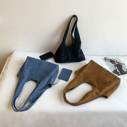Large-capacity Womens Suede Commuter Underarm Shoulder Bag