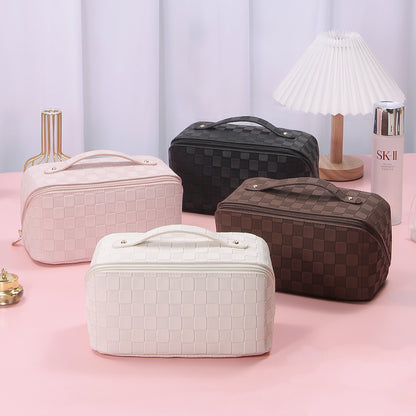 Large-Capacity Toiletry Bag Multi-Functional And Waterproof