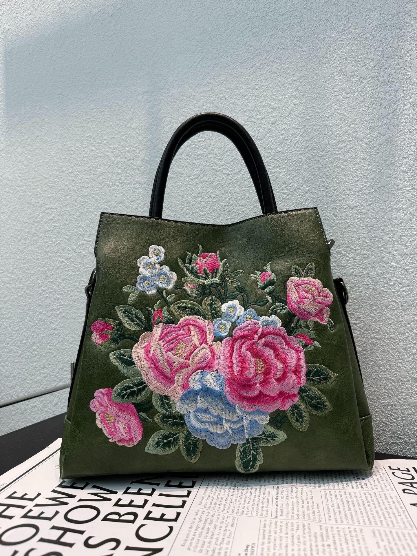 Tote Bag With Embroidered Peony Flowers Ethnic-style Textured Design