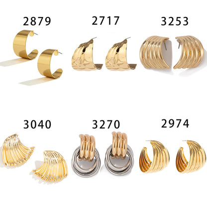 Niche Minimalist Metal Pleated Stud Earrings