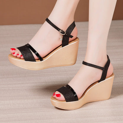 Summer New Muffin Platform Large Size Flat Bottom Soft Bottom Comfort Sandals