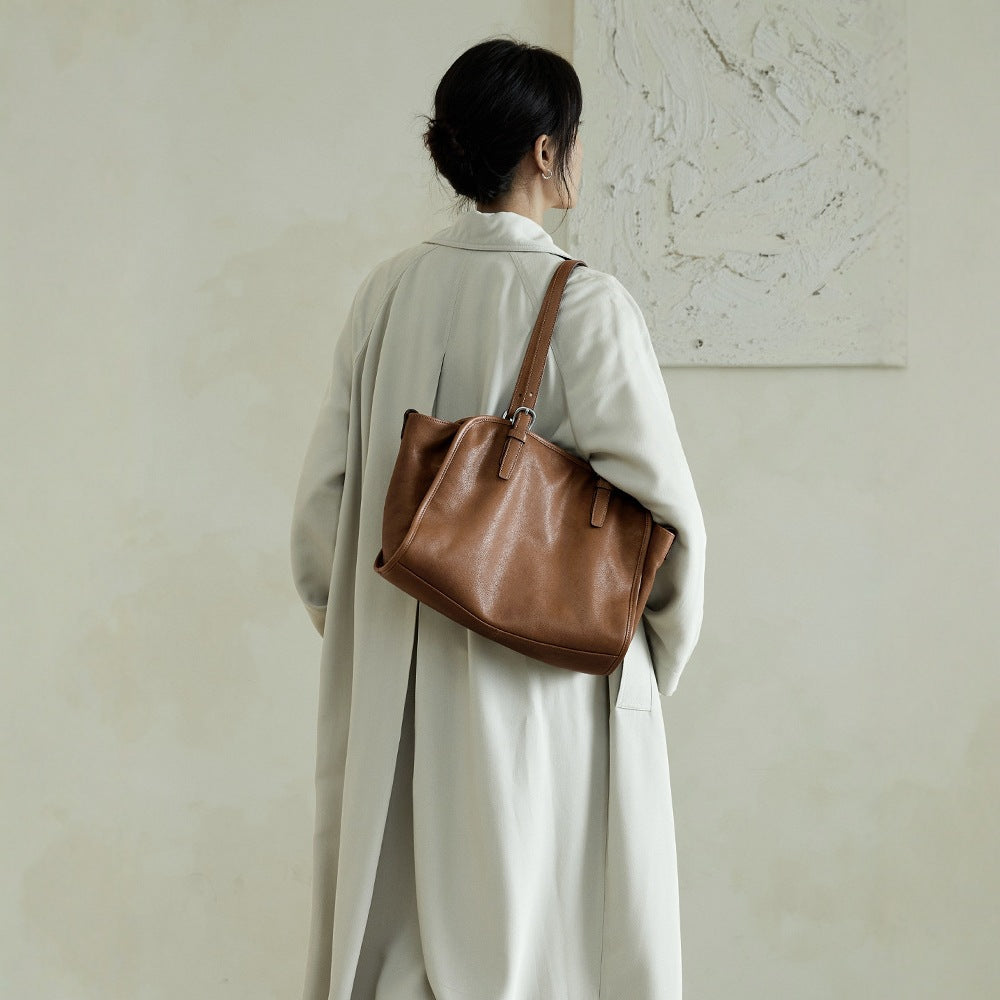 Womens Stylish Retro Large-Capacity Crossbody Bag